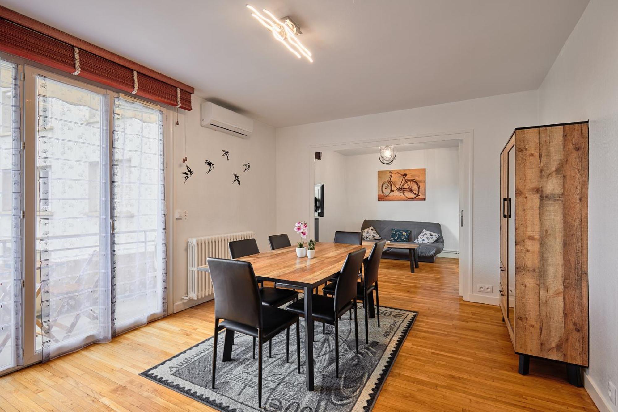 Les Hirondelles - 2 Chambres, 3 Lits, Climatisation Et Balcon Bourg-en-Bresse Exterior foto